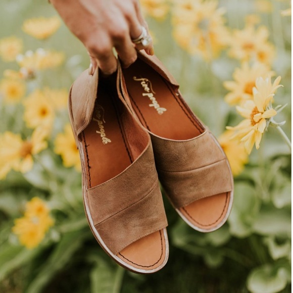 Free People Mont Blanc Sandal in Brown - Picture 2 of 8